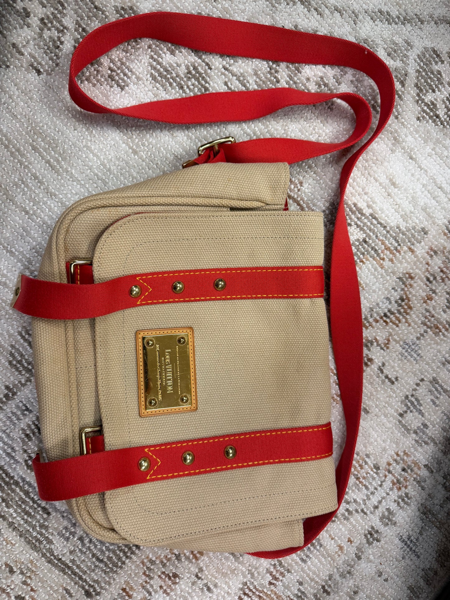 Louis Vuitton Bloomsbury PM Crossbody