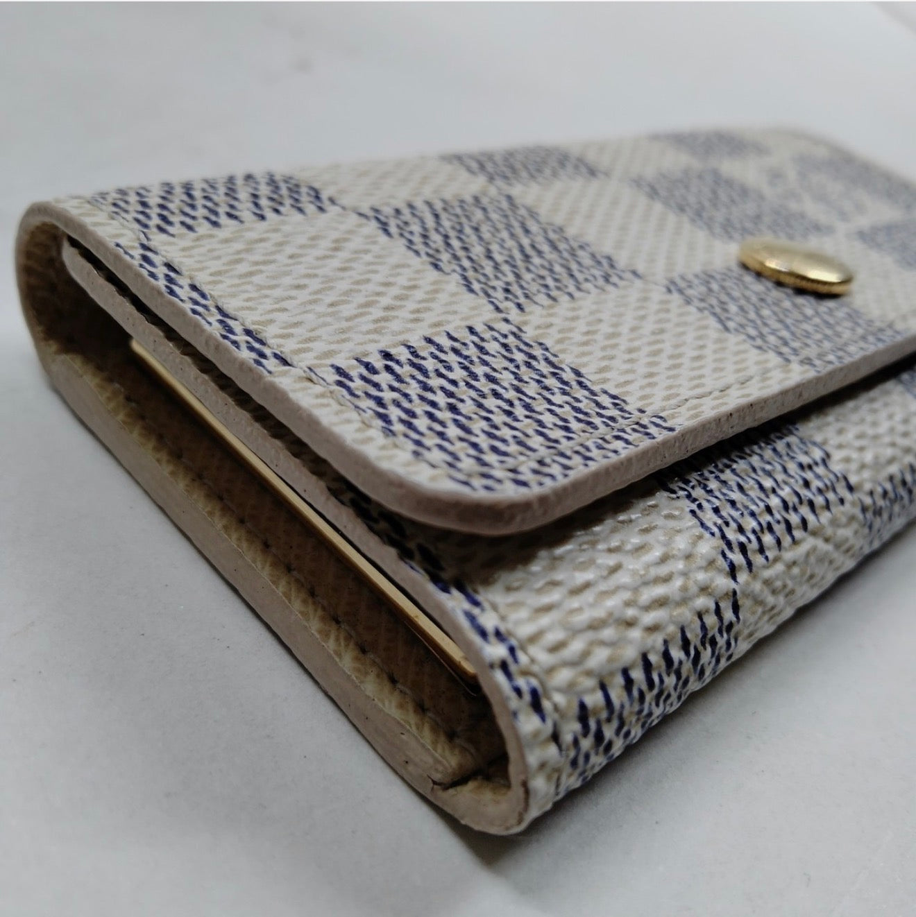 Louis Vuitton Damier Azur 6 Key Holder