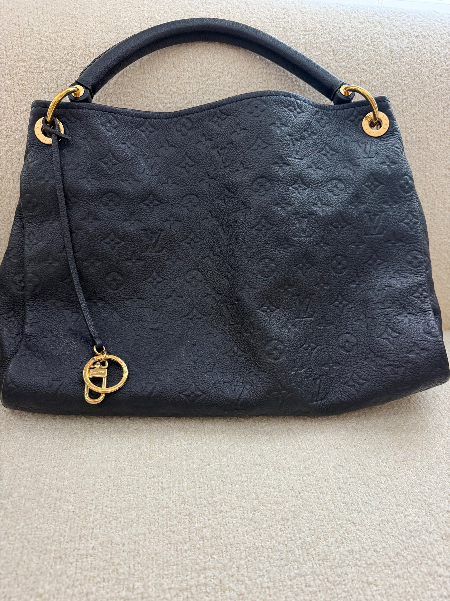 Louis Vuitton Artsy MM Empreinte Leather | Midnight blue Monogram Empreinte