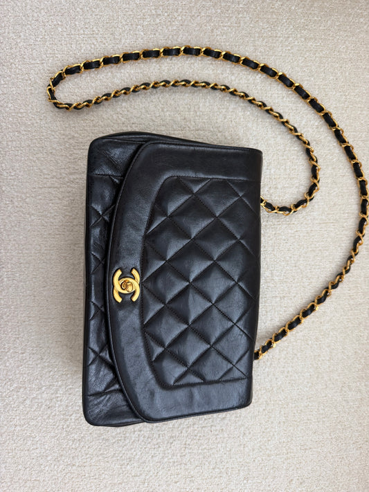 Vintage Chanel Diana Flap Bag | Series 3 (1994–1996) | Black Lambskin | 24K Gold-Plated Hardware
